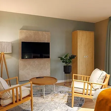 Beachhotel Cape Helius 헬레보에스루이스