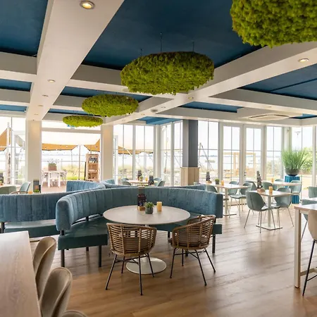 Beachhotel Cape Helius Hellevoetsluis