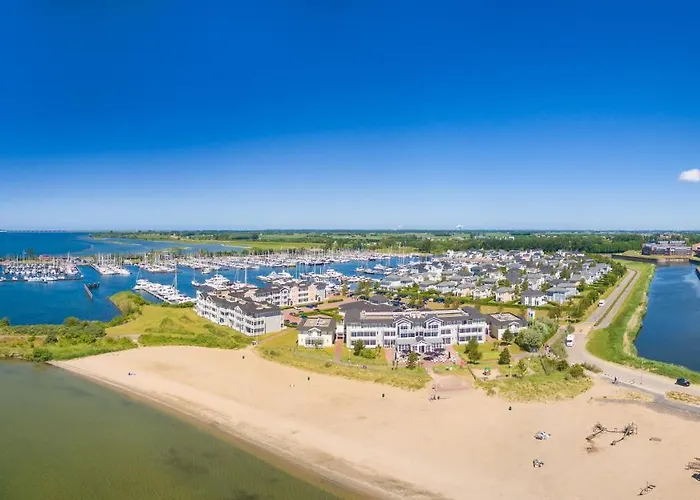 Beachhotel Cape Helius